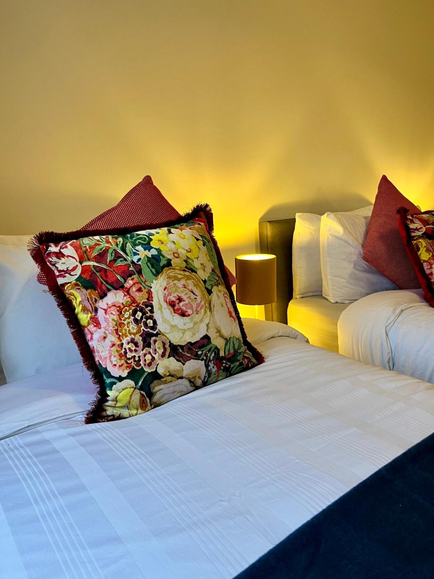 Acrewood House Apartment Tara ภายนอก รูปภาพ