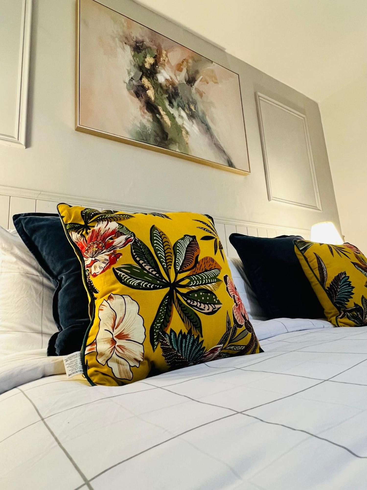 Acrewood House Apartment Tara ภายนอก รูปภาพ