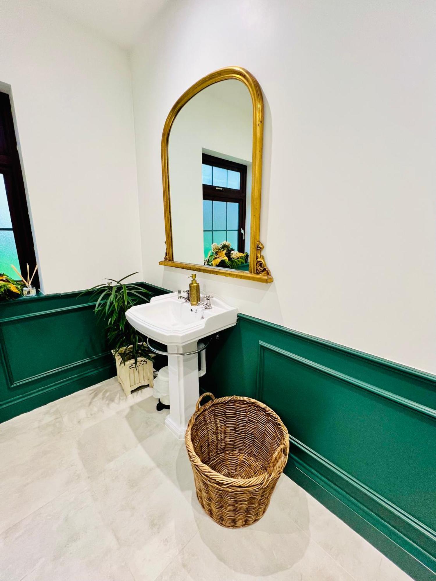 Acrewood House Apartment Tara ภายนอก รูปภาพ