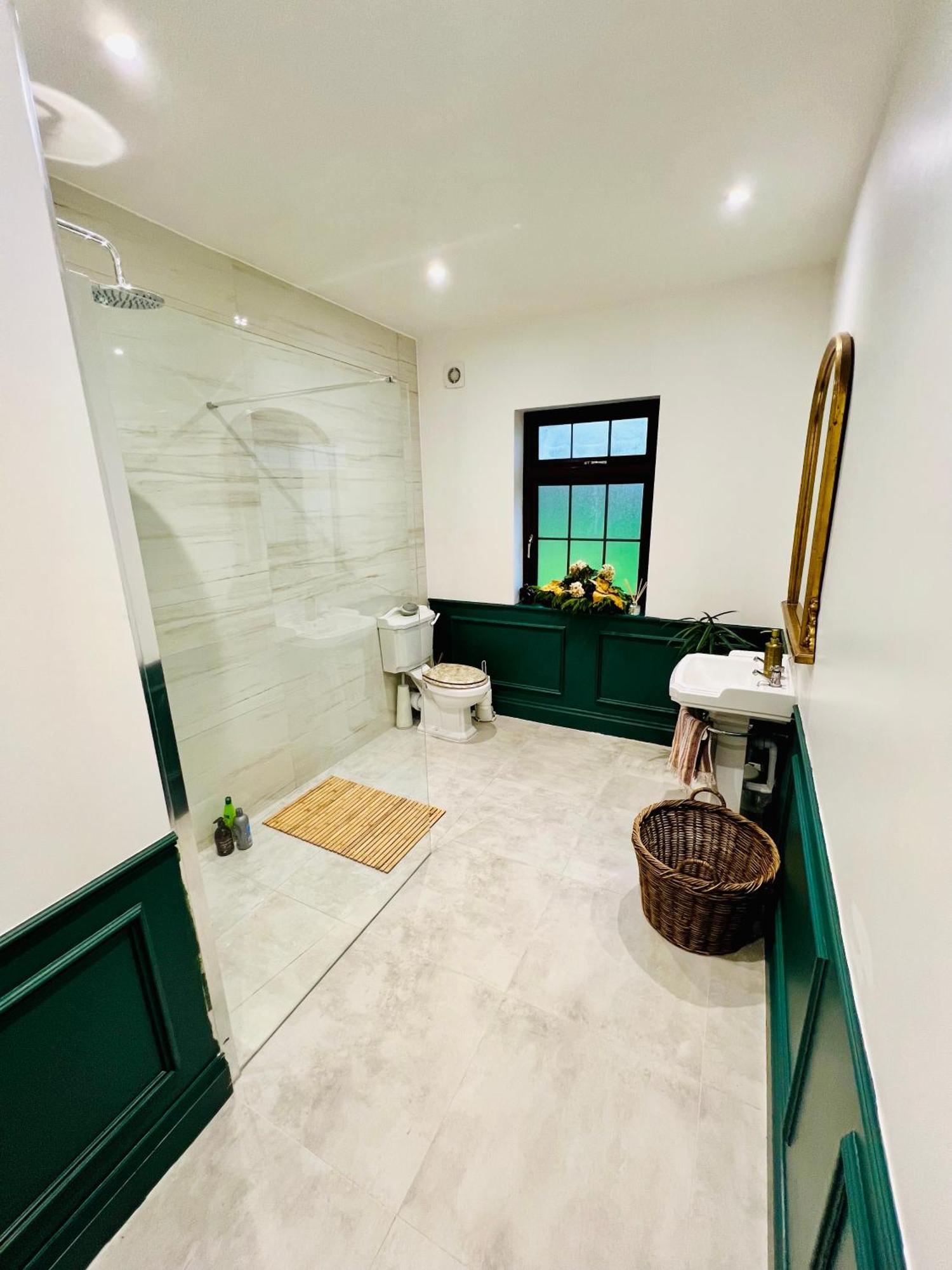 Acrewood House Apartment Tara ภายนอก รูปภาพ
